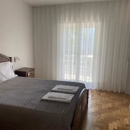 Leiras Da Cachada - Geres Holiday home *